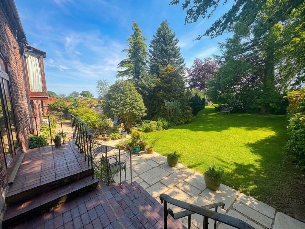 Property photo 3 of 25