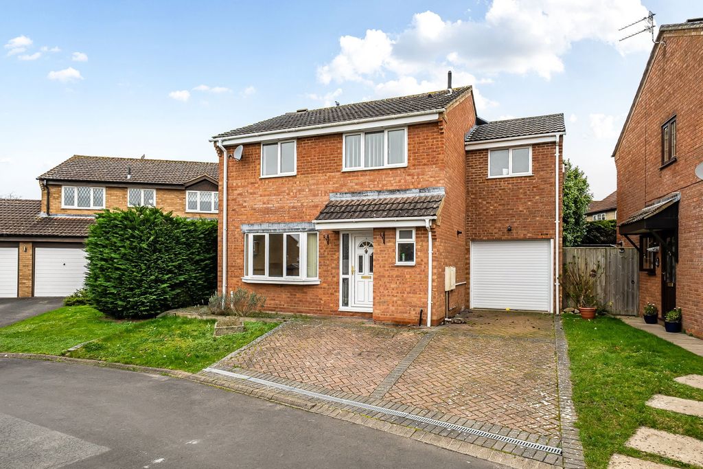 Property photo 1 of 22