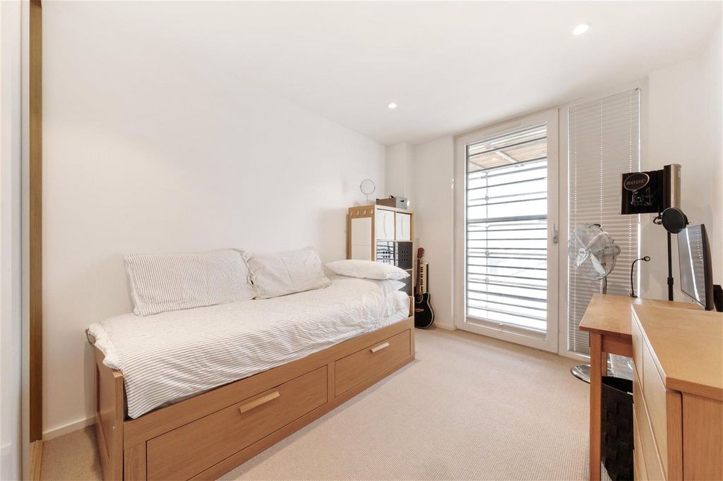 Property photo 3 of 12 Picture No. 04
