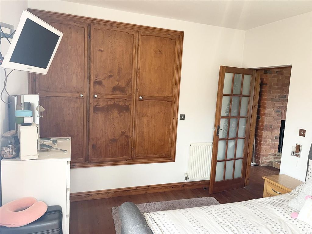 Property photo 3 of 12 Img_8268.Jpg