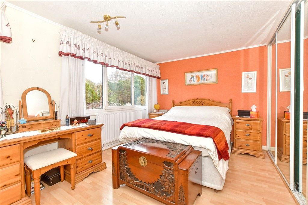 Property photo 3 of 9 Bedroom 1