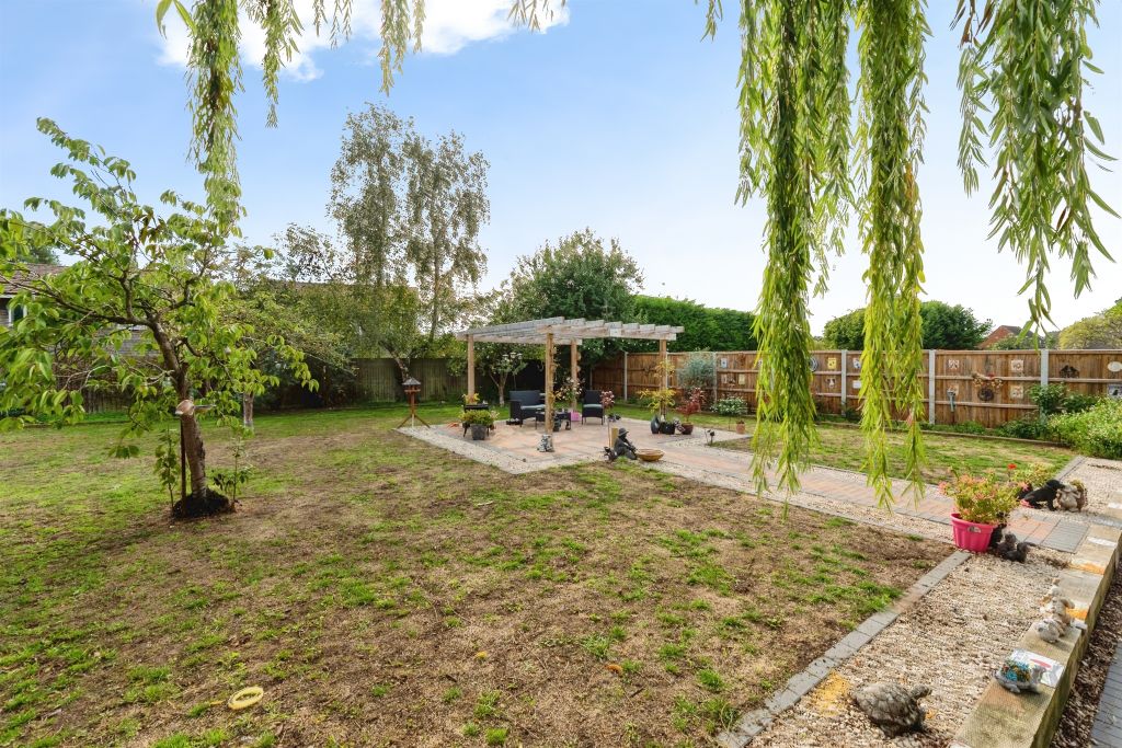 Property photo 2 of 19