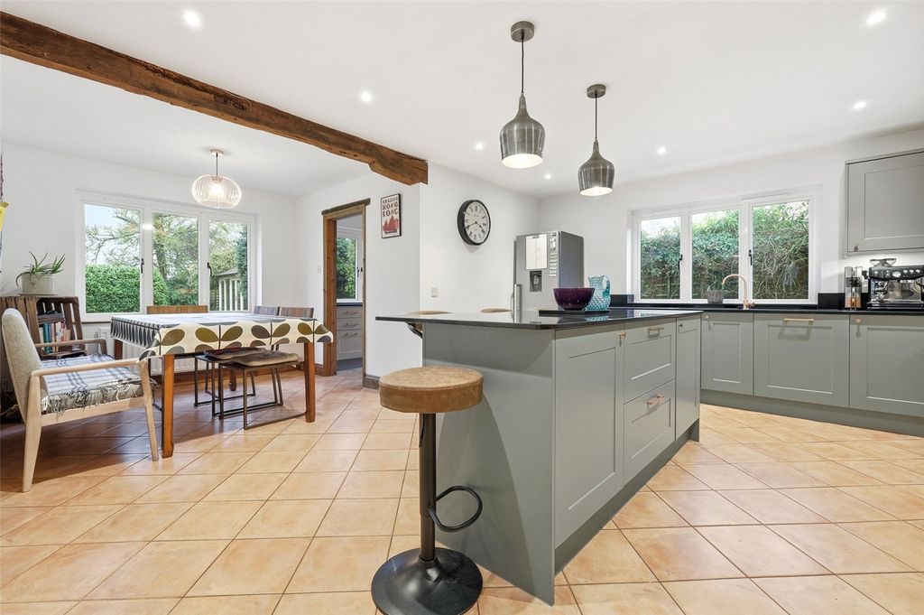 Property photo 3 of 17 Picture No. 04