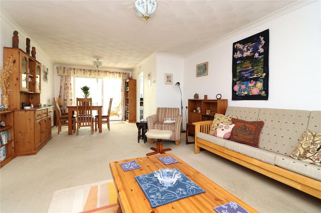 Property photo 2 of 20 Picture No. 35