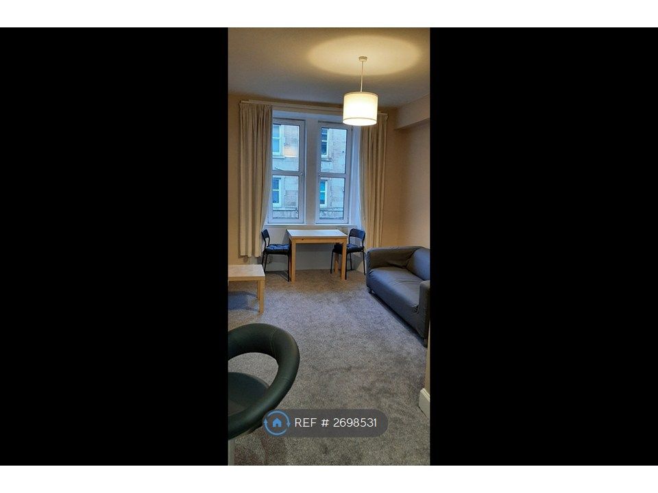 Property photo 2 of 10 Lounge