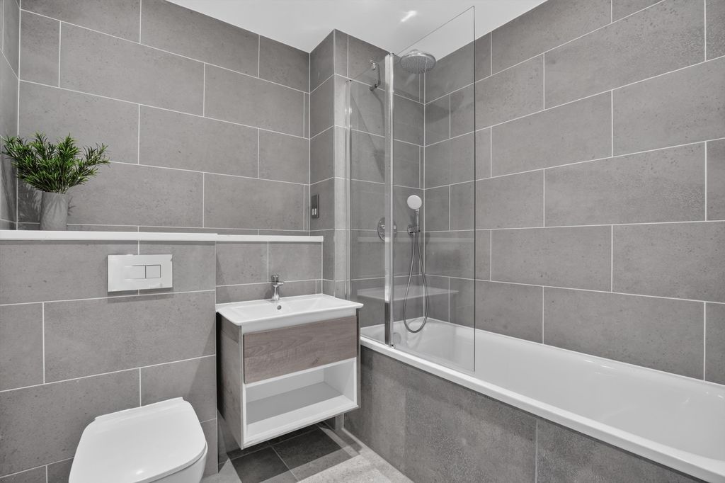 Property photo 3 of 15 Image