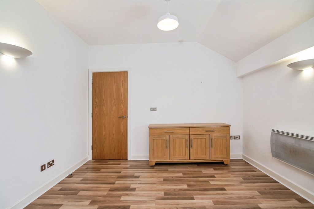 Additional image 5 of 1 bed flat for saleWolverhampton Street, Walsall WS2