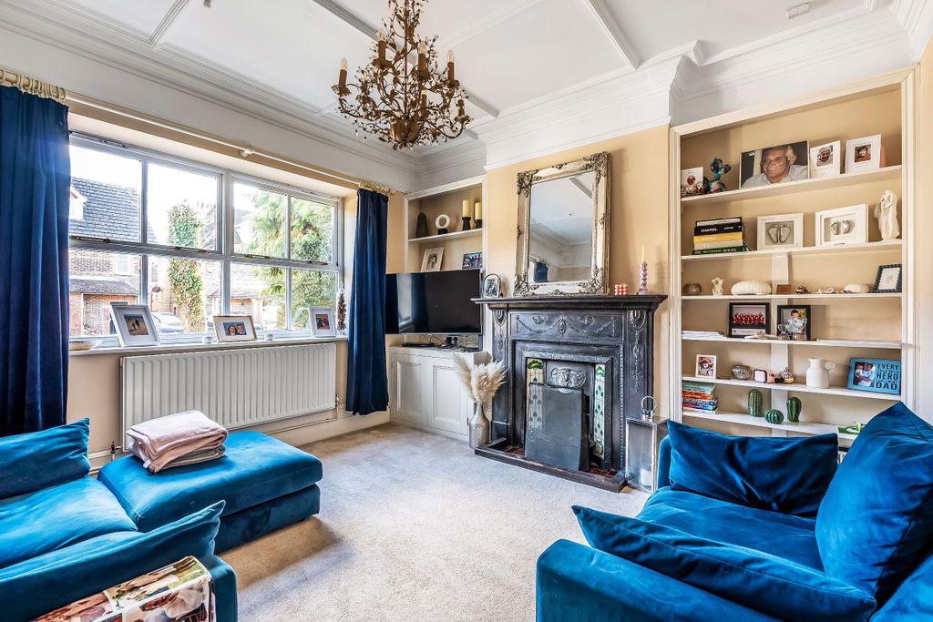 Property photo 3 of 21