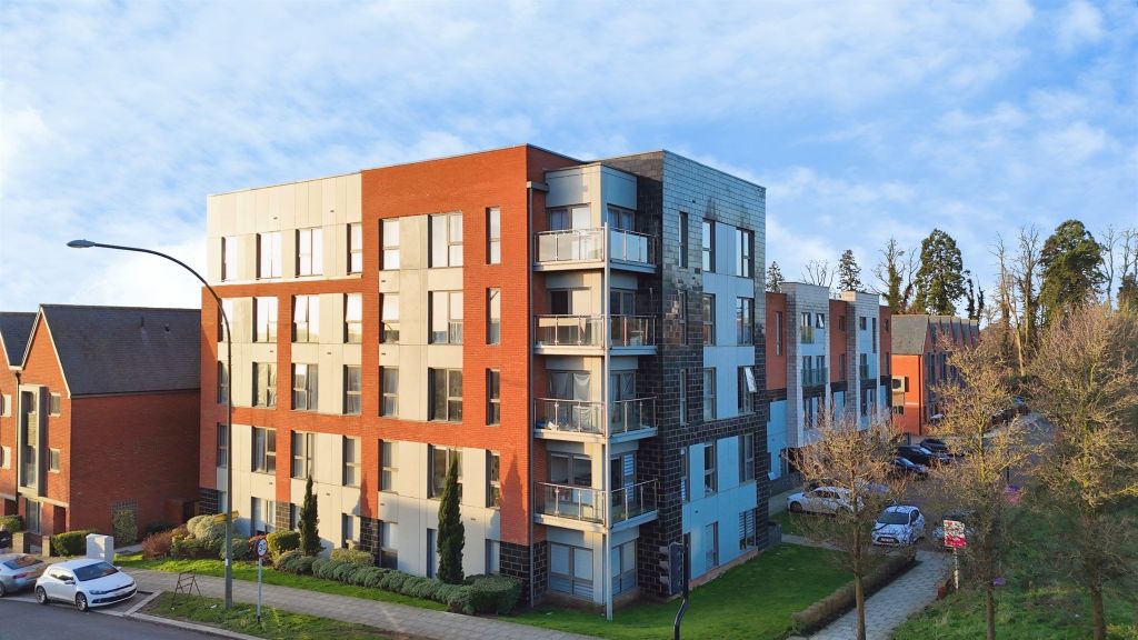 Property photo 1 of 14