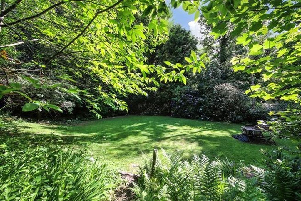 Property photo 3 of 7