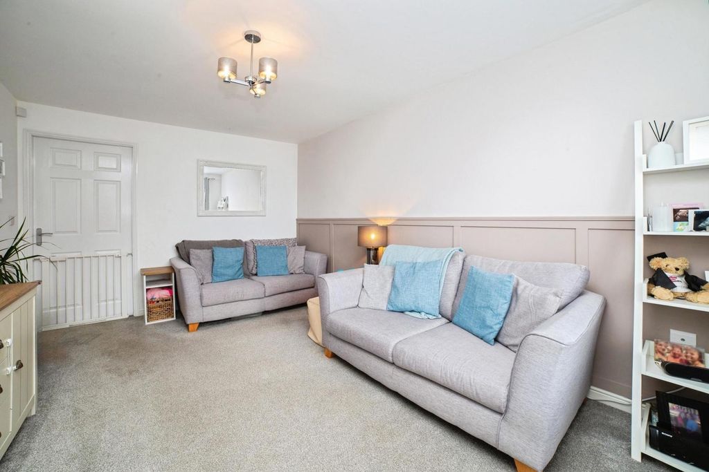 Property photo 2 of 14 Pbox-Img.Jpg