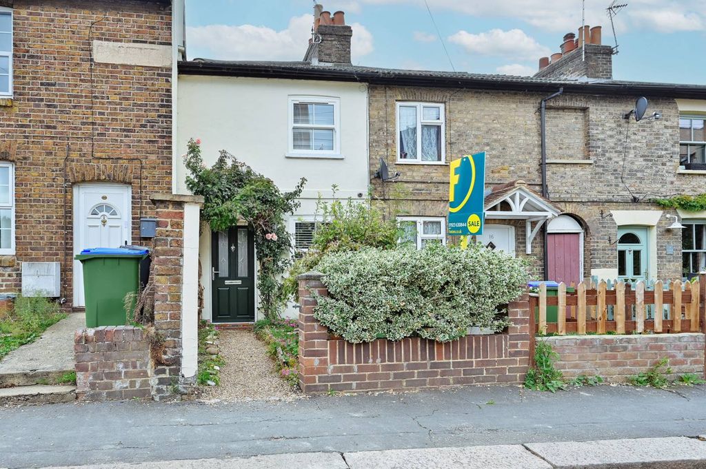 Property photo 1 of 11