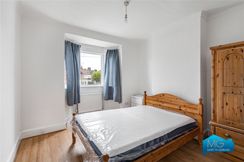 Property photo 3 of 23 Picture No. 07