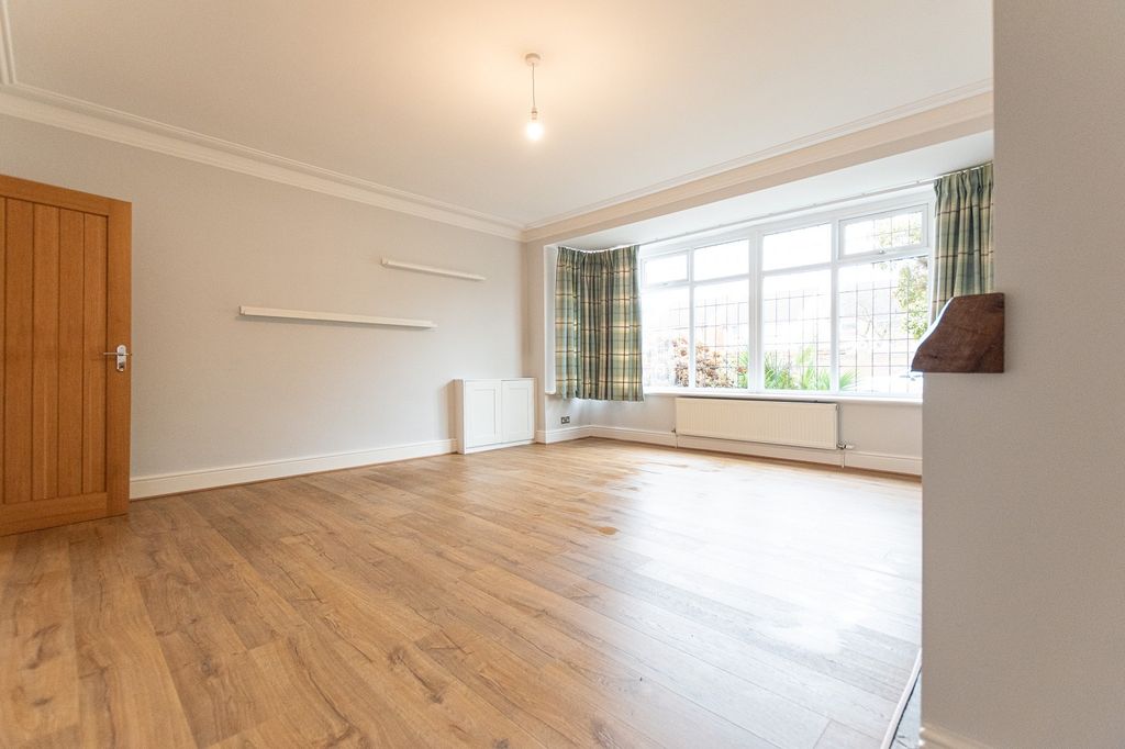 Property photo 3 of 31 Not Specified