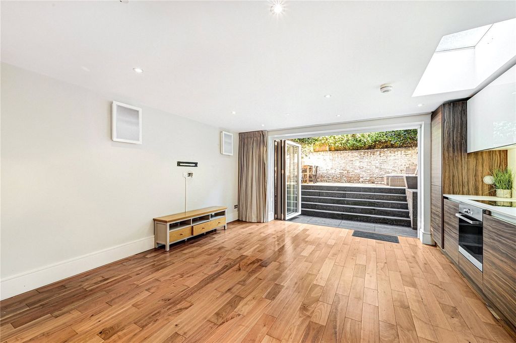 Property photo 2 of 9 Picture No. 03