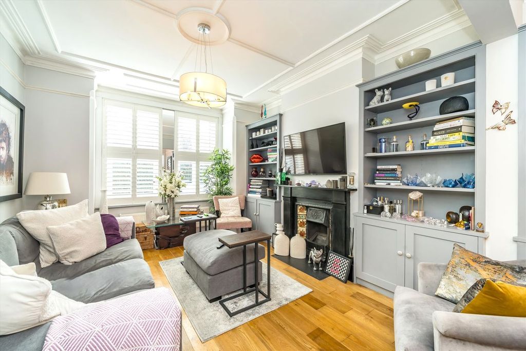 Property photo 2 of 9