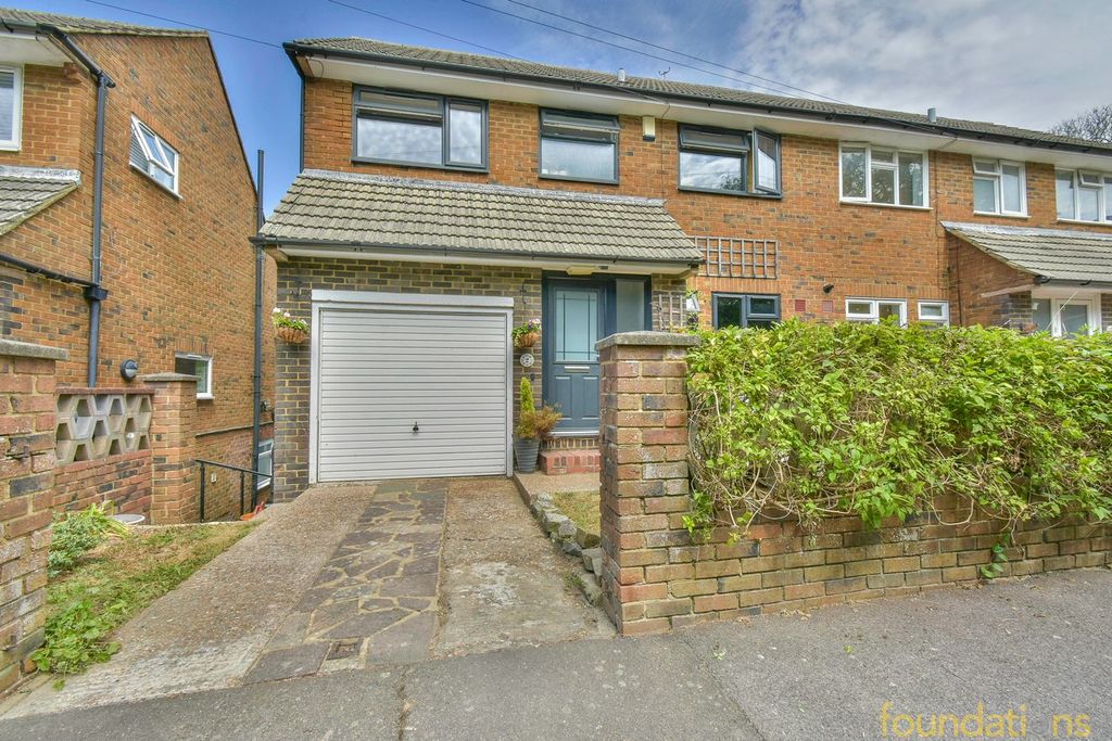 Property photo 1 of 22