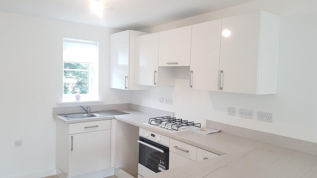 Property photo 3 of 8 Image