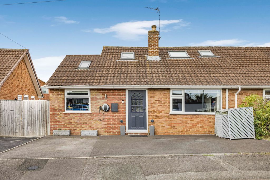 Property photo 1 of 20