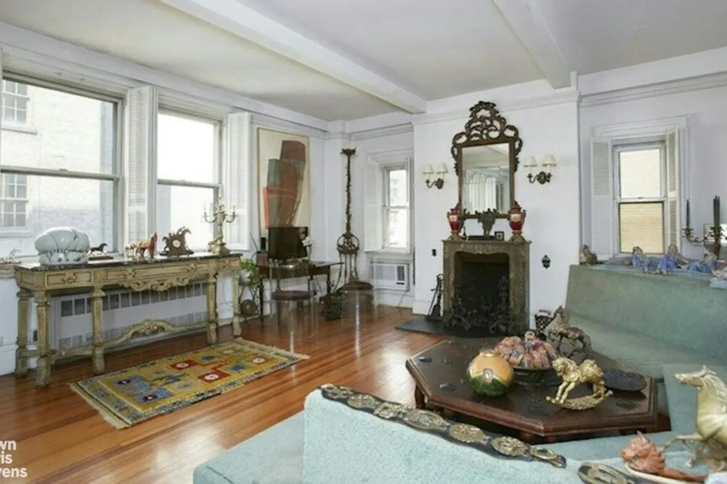 Property photo 1 of 6
