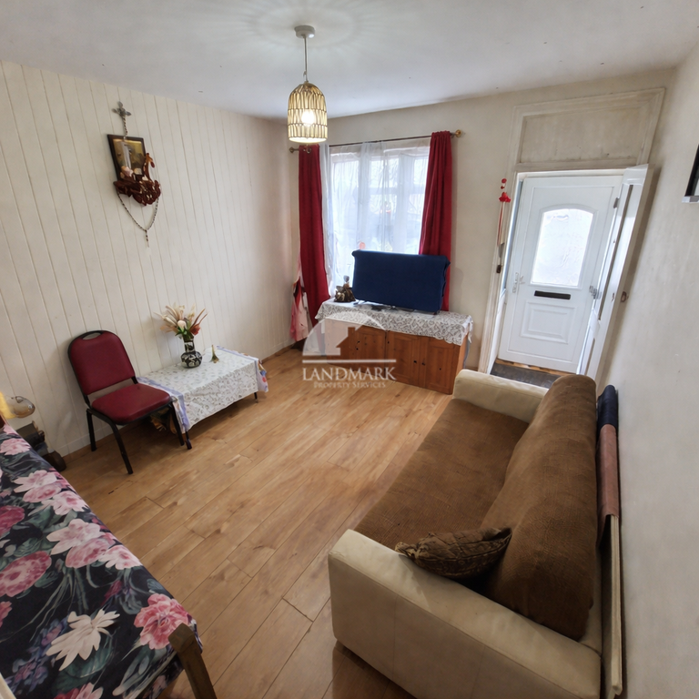 Property photo 3 of 9 Gallery