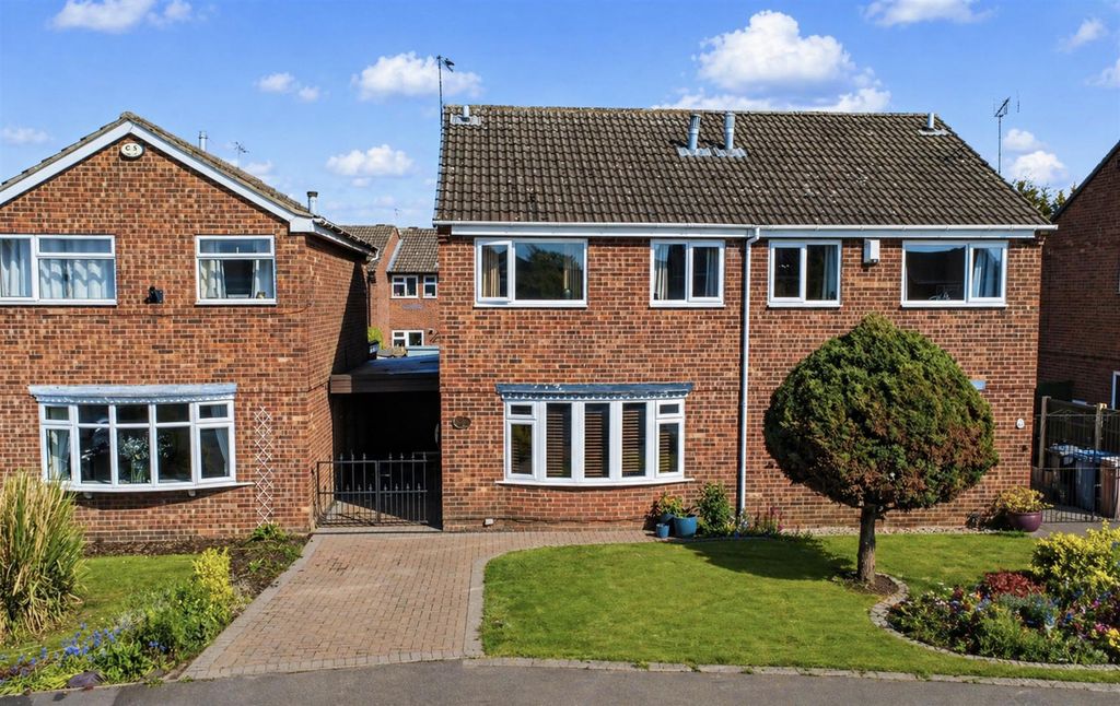 Property photo 1 of 24