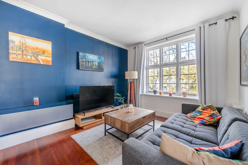 Property photo 3 of 18 Picture No. 04