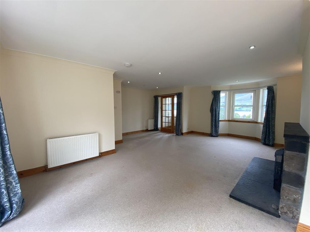 Property photo 3 of 22 3.Jpg