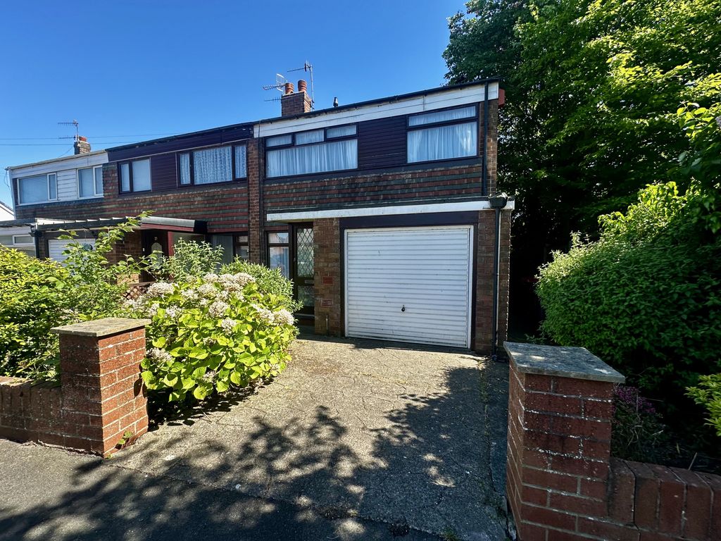 Property photo 1 of 21