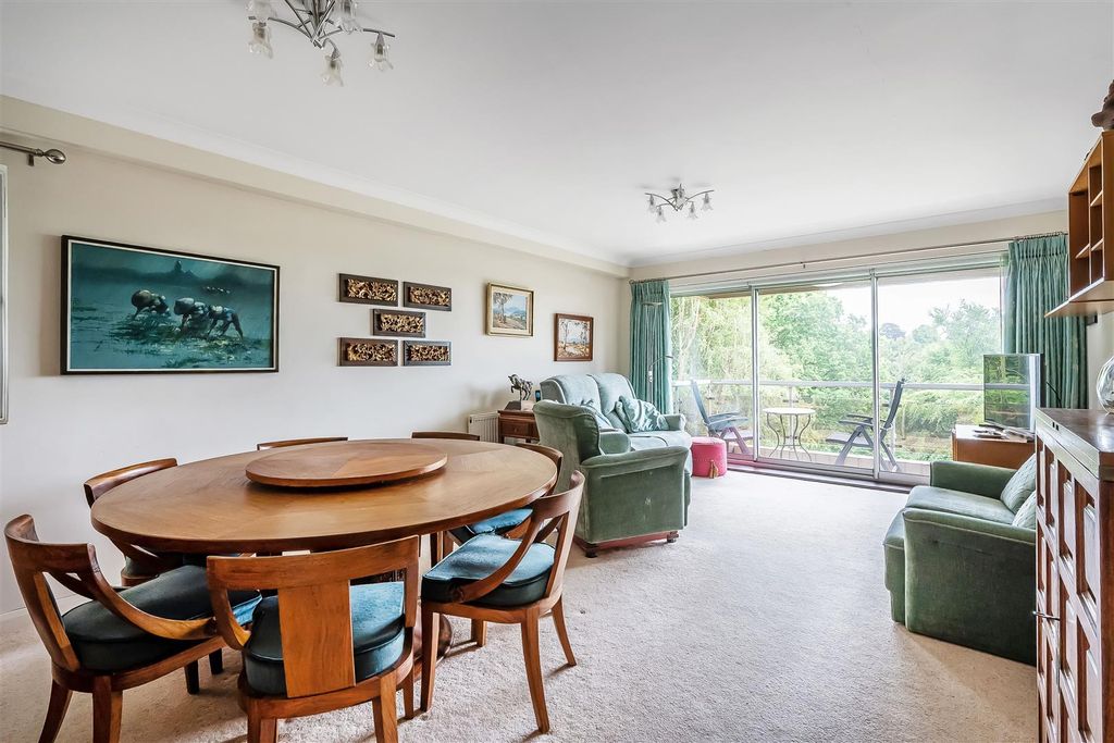 Additional image 13 of 3 bed flat for saleStack House, West Hill, Oxted RH8