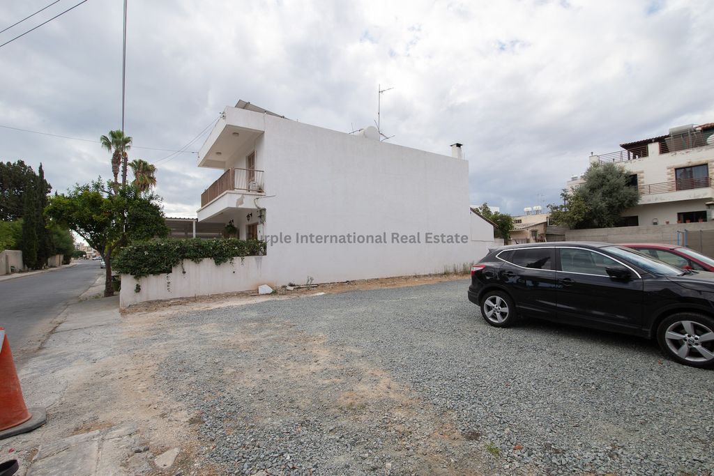 Property photo 3 of 6