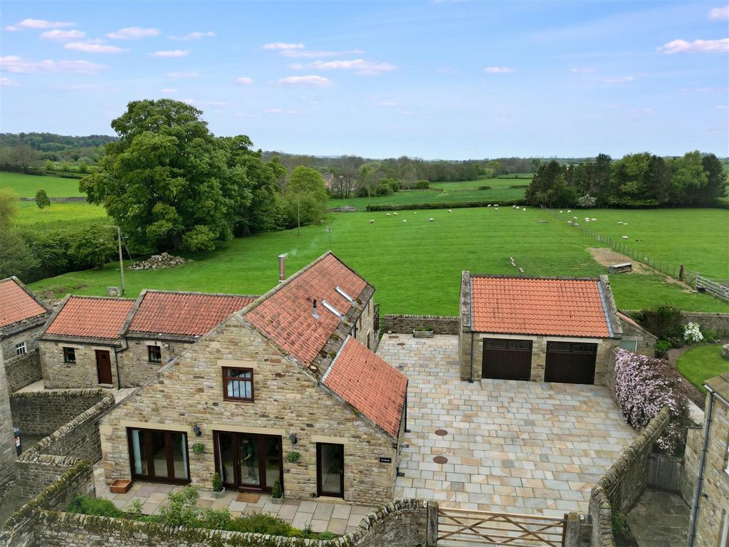 Property photo 1 of 60 Dji_0106.Jpg