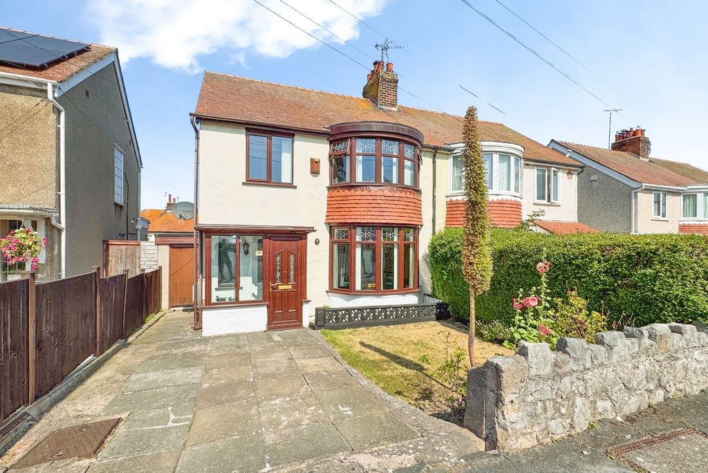 Property photo 1 of 19 Pbox-Img.Jpg