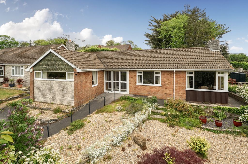 Property photo 1 of 24 1446387-1-69F4c47...