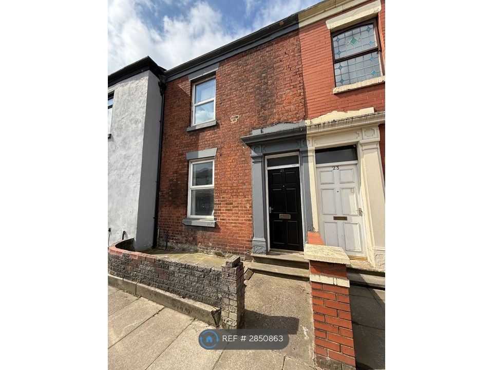 Property photo 1 of 9