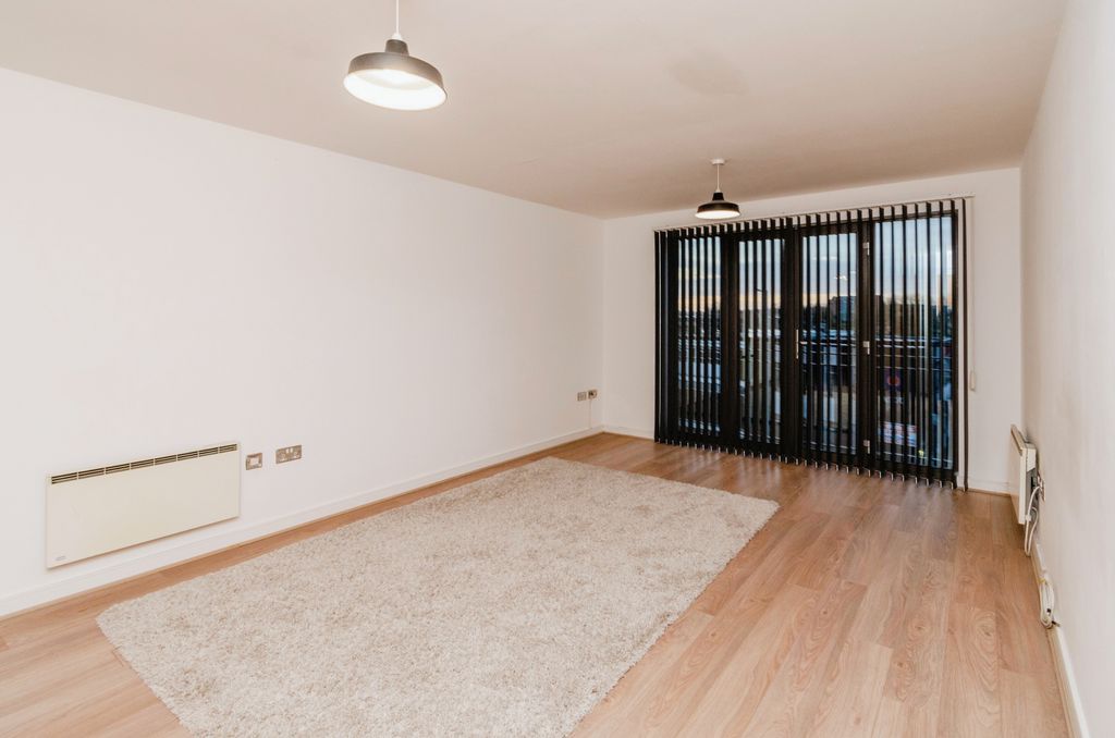 Property photo 1 of 17 Photography