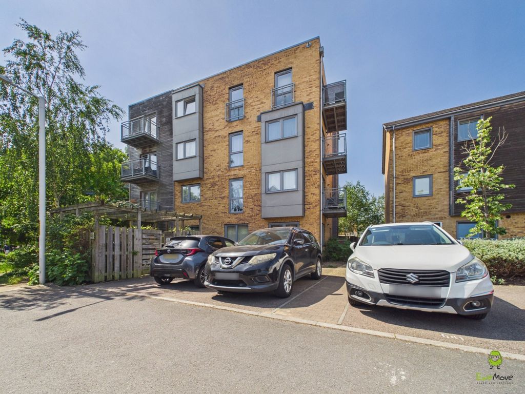 Property photo 1 of 8 Presented By Clinton At Ewemove Bexleyheath And Da