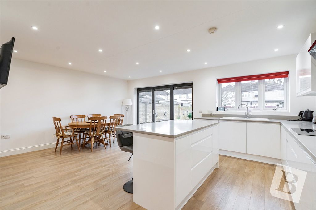 Property photo 1 of 20 Kitchen/Diner