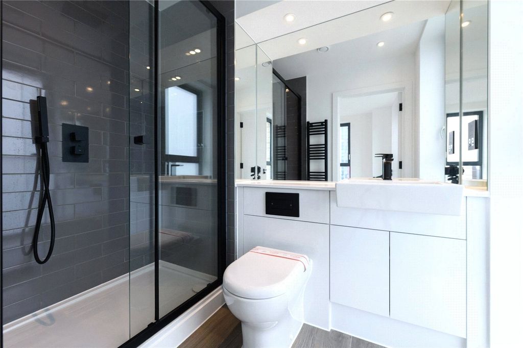 Property photo 3 of 7 Picture No. 07