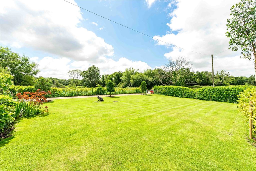 Property photo 2 of 59 Garden