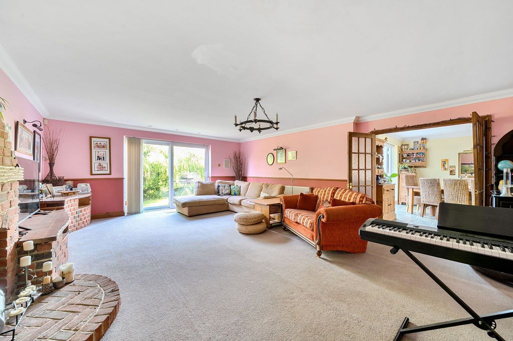 Property photo 3 of 22