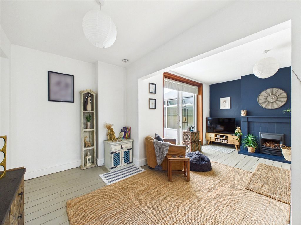 Property photo 3 of 19 Picture No. 03