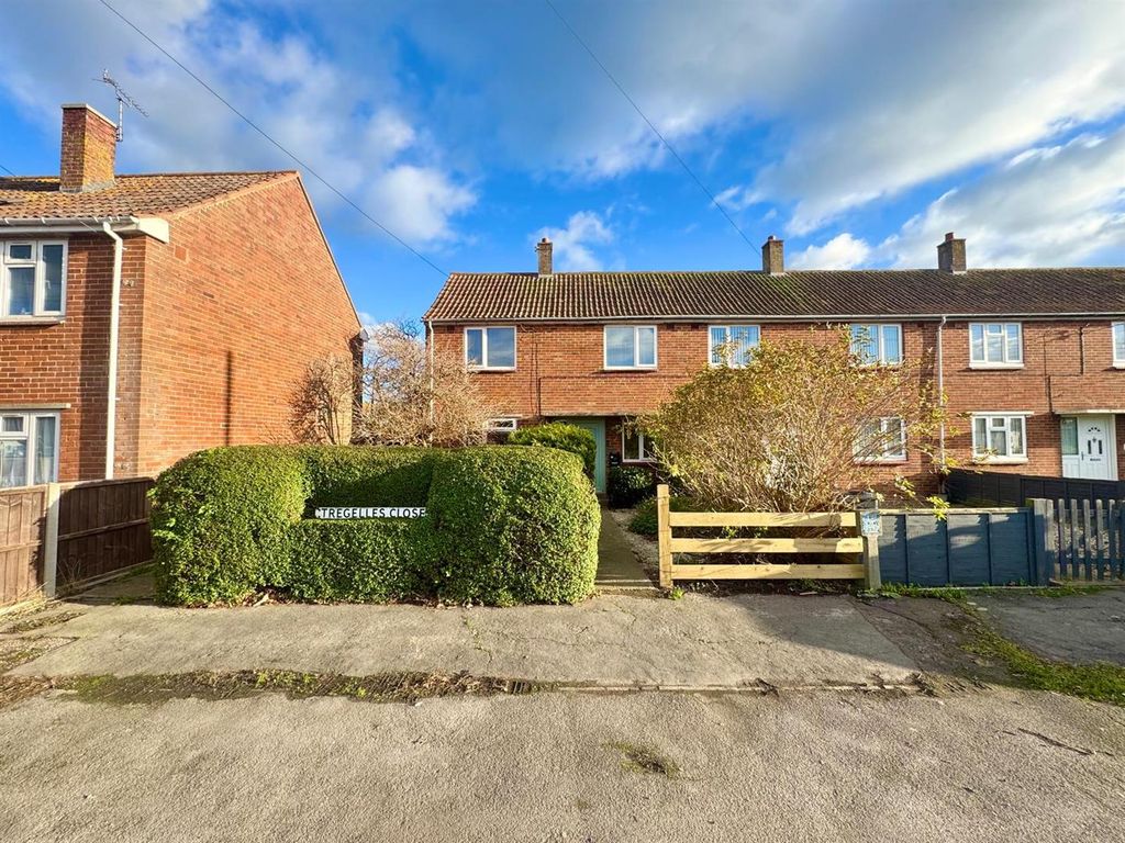 Property photo 1 of 13