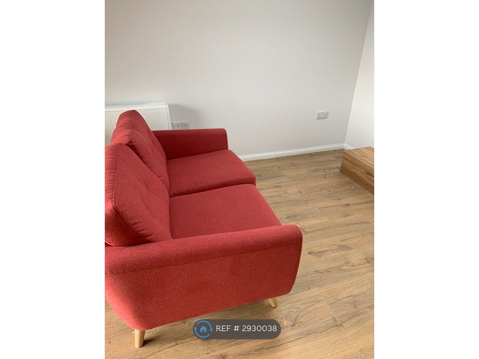 Property photo 3 of 7 Living Area With Sofa And Tv Unit