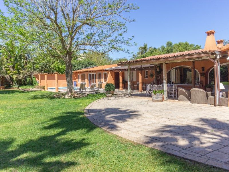 Property photo 2 of 55