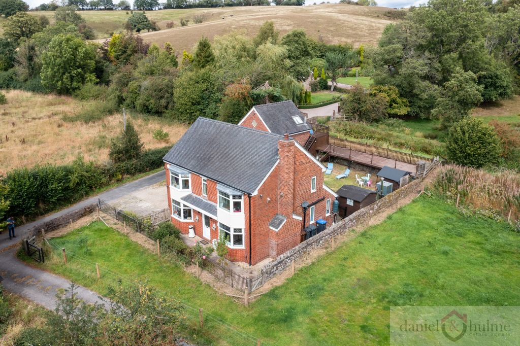 Property photo 1 of 53 Rushton Spencer-33