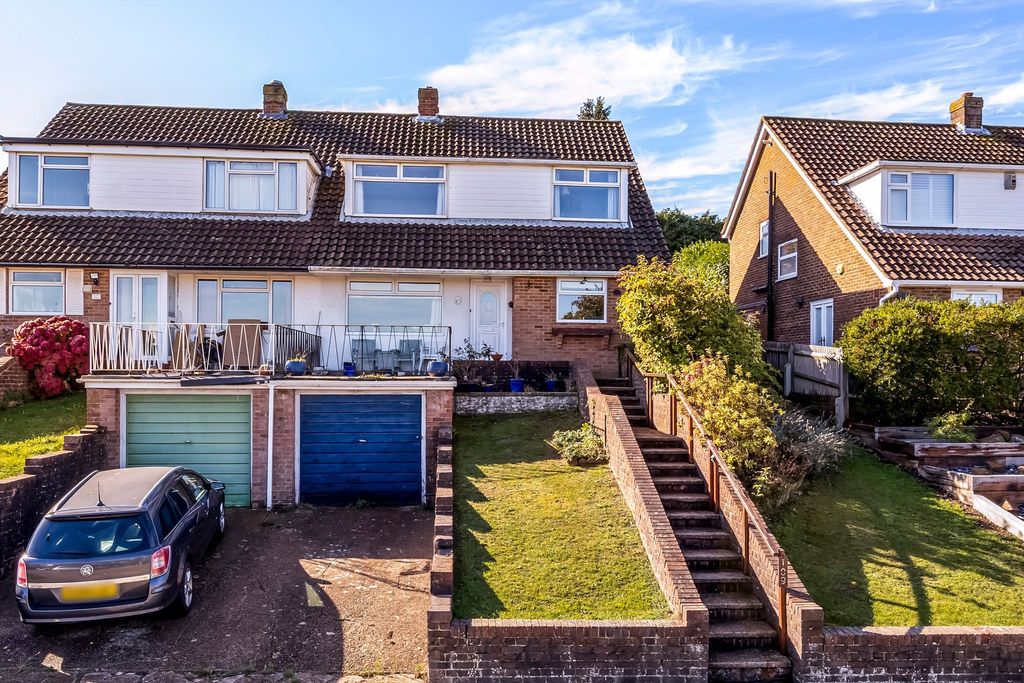 Property photo 1 of 24