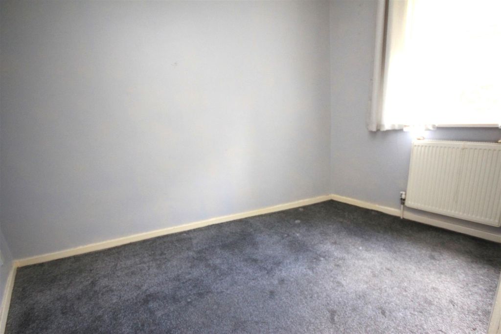 Property photo 3 of 12 Bedroom 3.Jpg