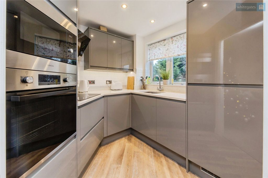 Property photo 2 of 13 Picture No. 07