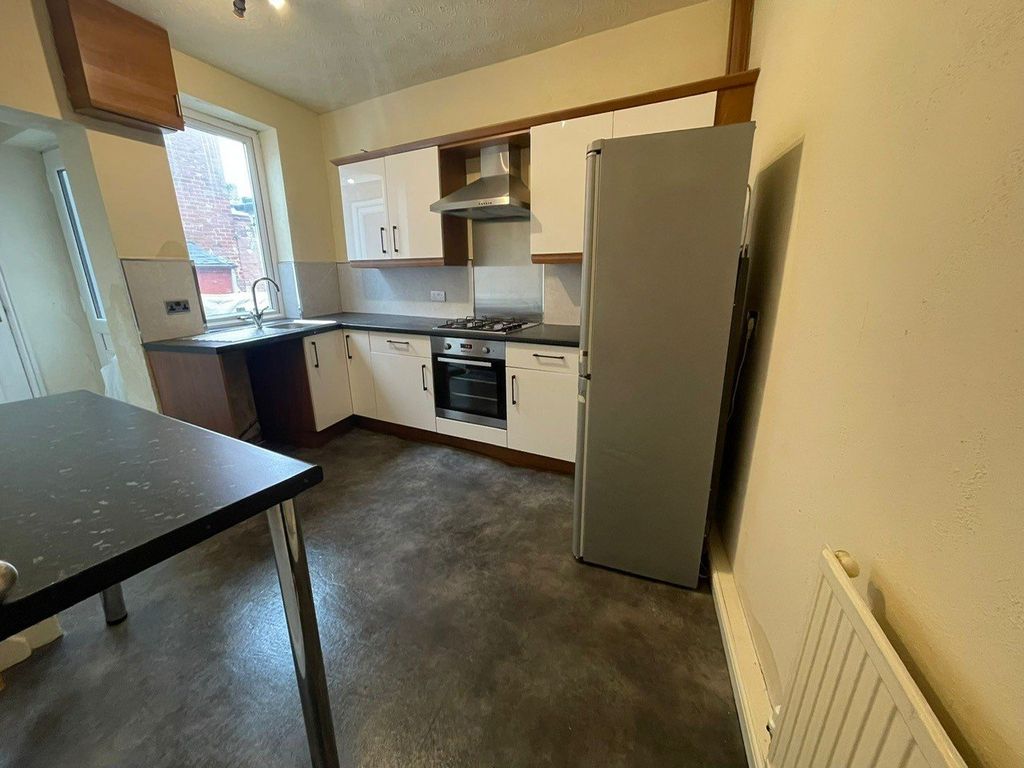 Property photo 2 of 10 Picture No. 16